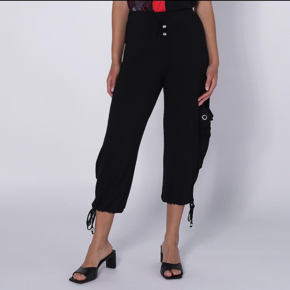 Red Coral Capri Pants - Picture 1 of 3